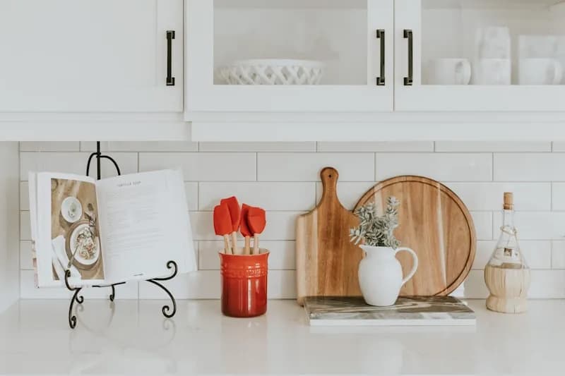 Layanan Kitchen Set Premium oleh Simetris Desain di Bandung